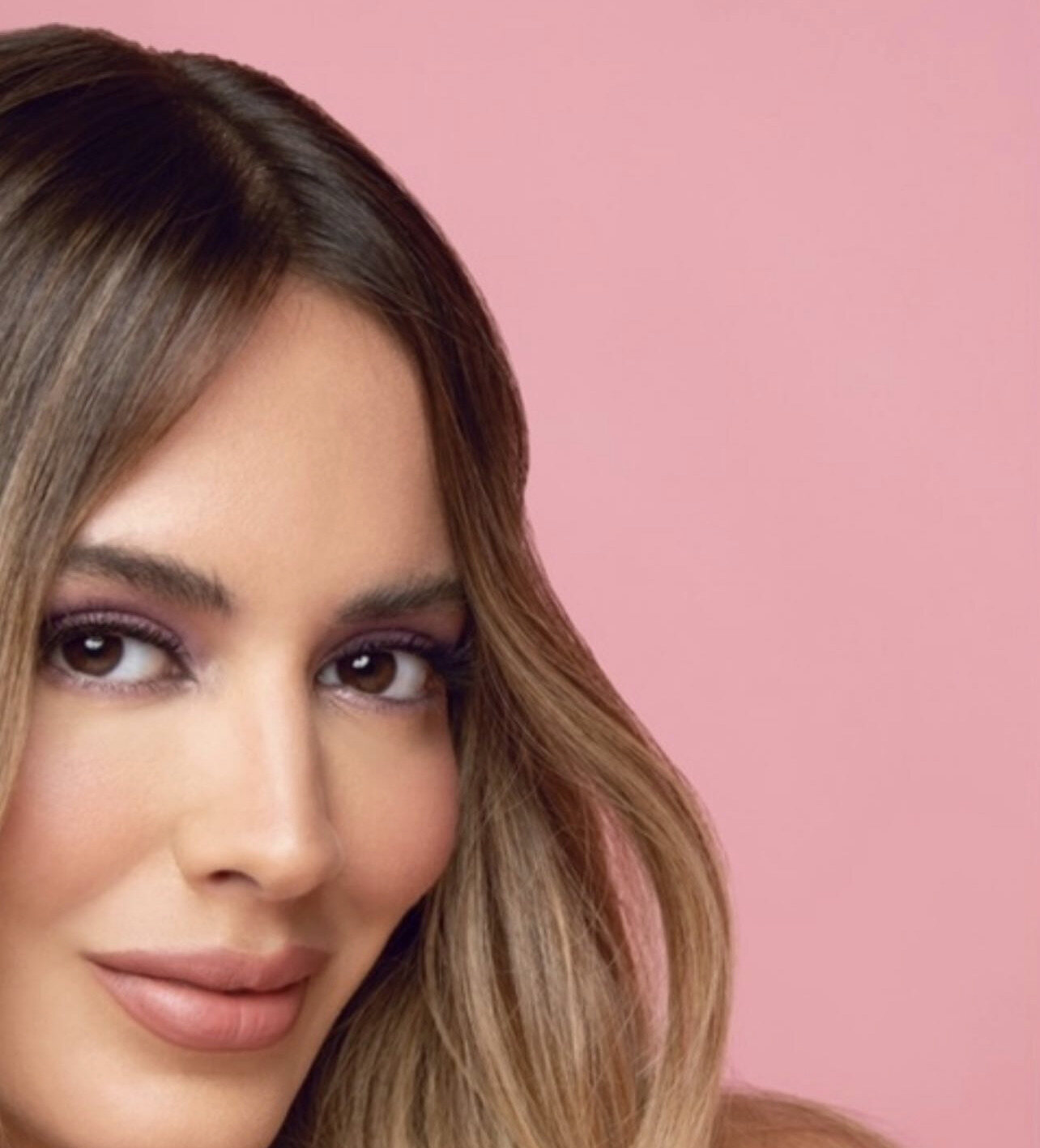 Soft glam, luminosa